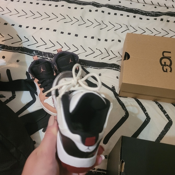 Jordan 11 - Picture 1 of 4